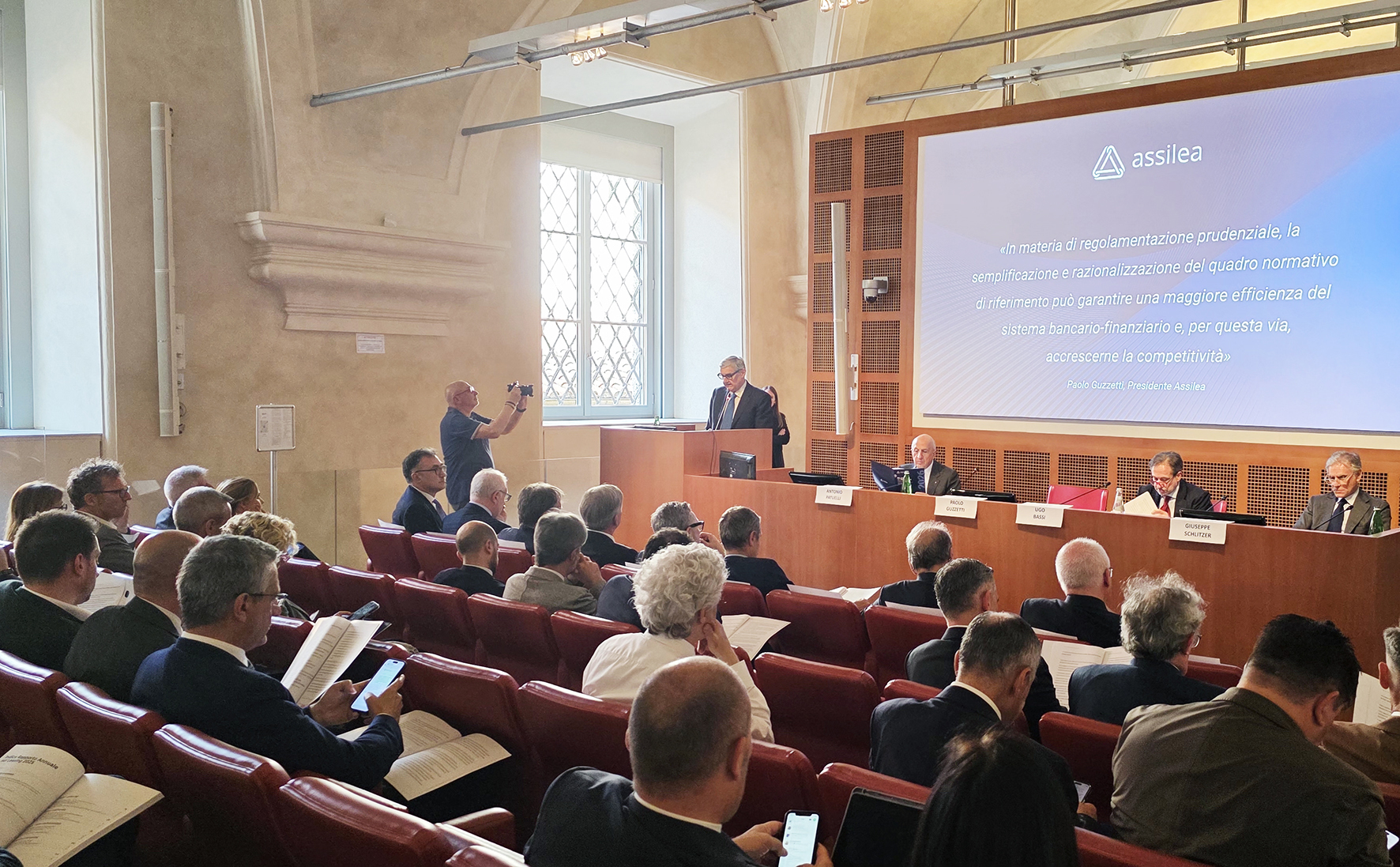 Guzzetti: leasing strutturale nelle politiche industriali