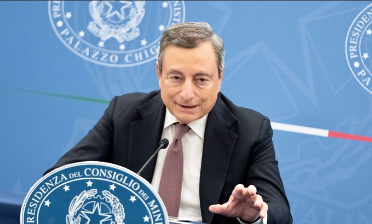 Draghi: contro crisi giù l'Iva e 16mld per il caro bollette