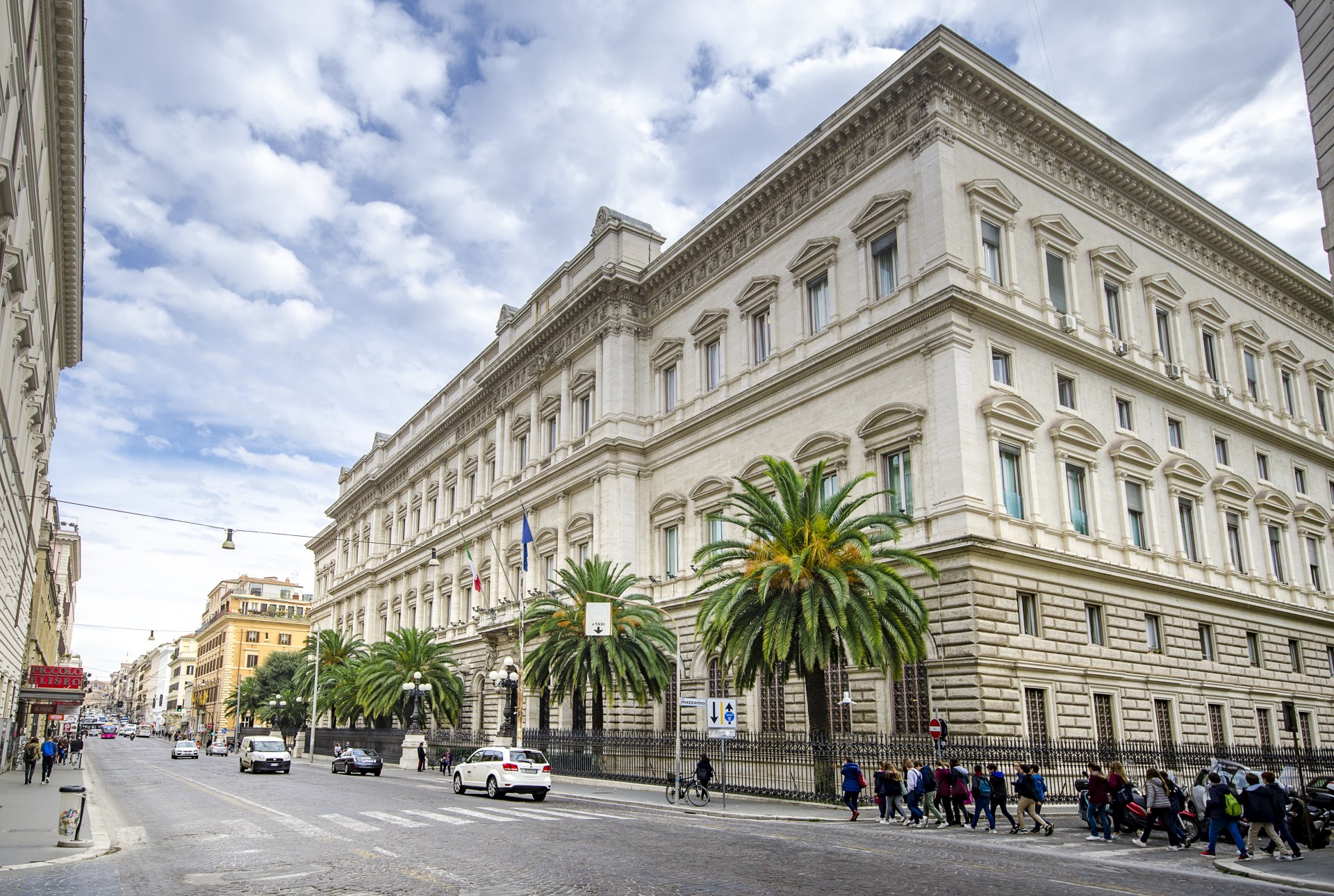 Banca d'Italia: Riforma organizzativa della UIF